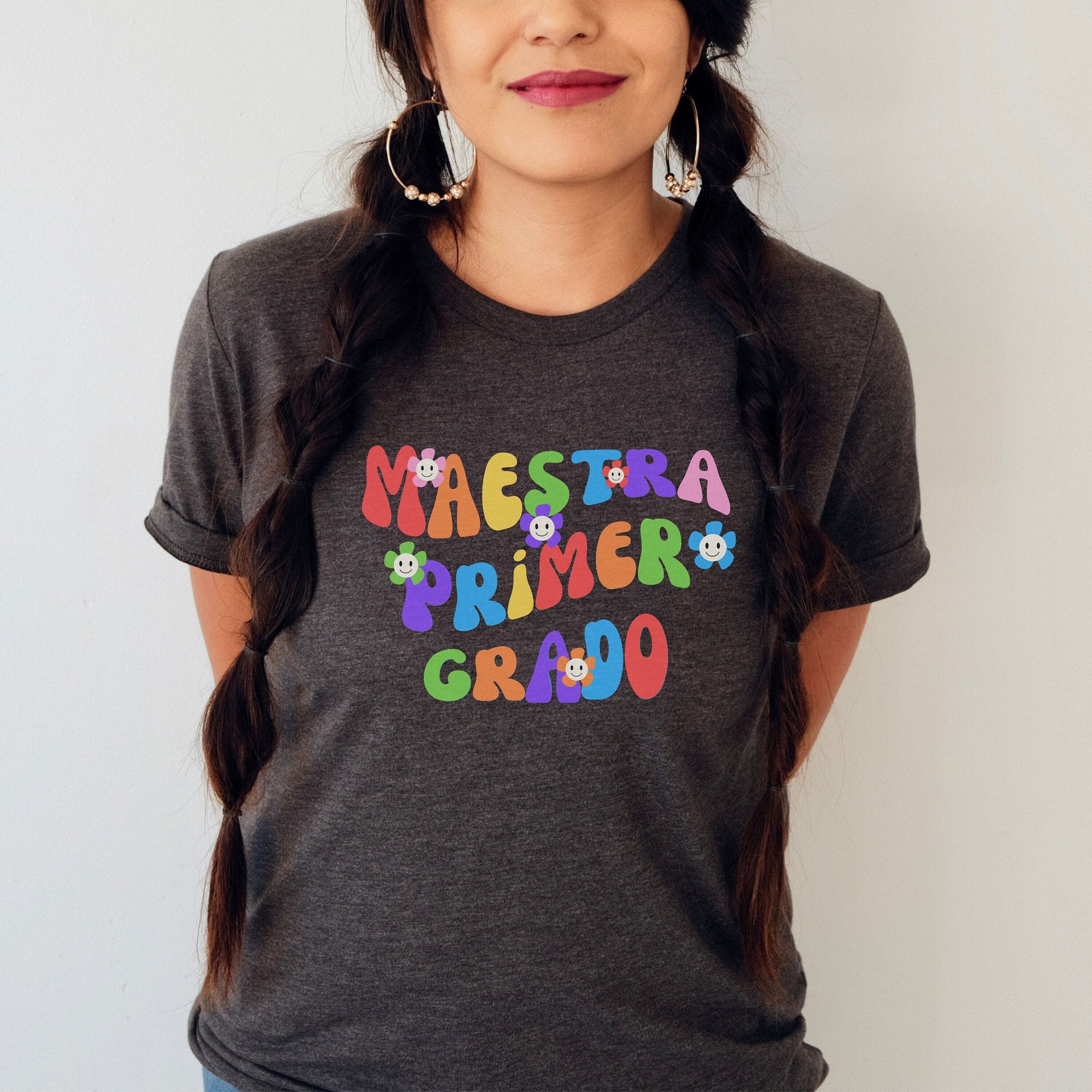 Primer Grado, Maestra Primer Grado, Camisas De Maestra, Maestra Español, Maestra Bilingue, Maestra Shirt, Maestra Gift, First Grade