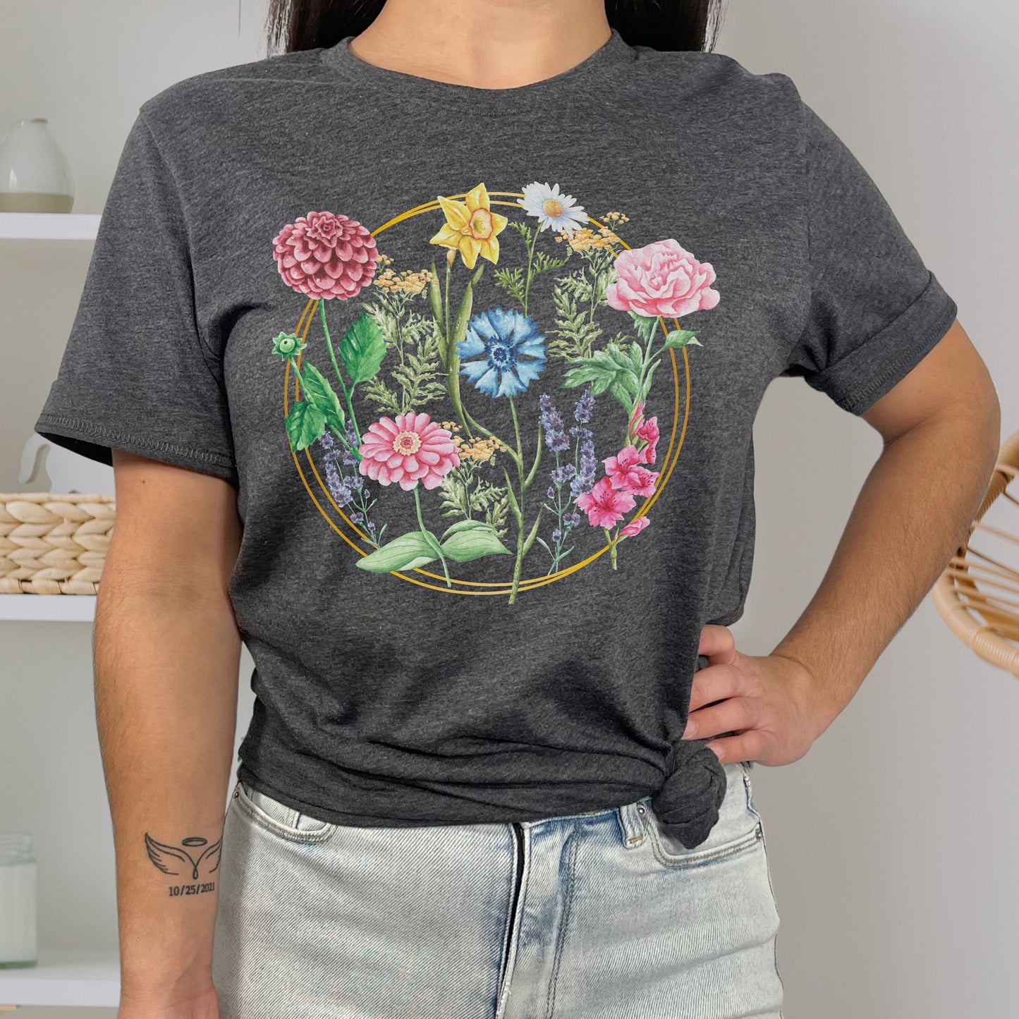 Flower T Shirt, Wildflower T Shirt, Gift For Her, Flowers Press, Flower Teacher Shirt, Pressed Flower tee, Wild Flower Tee, Gift For Women