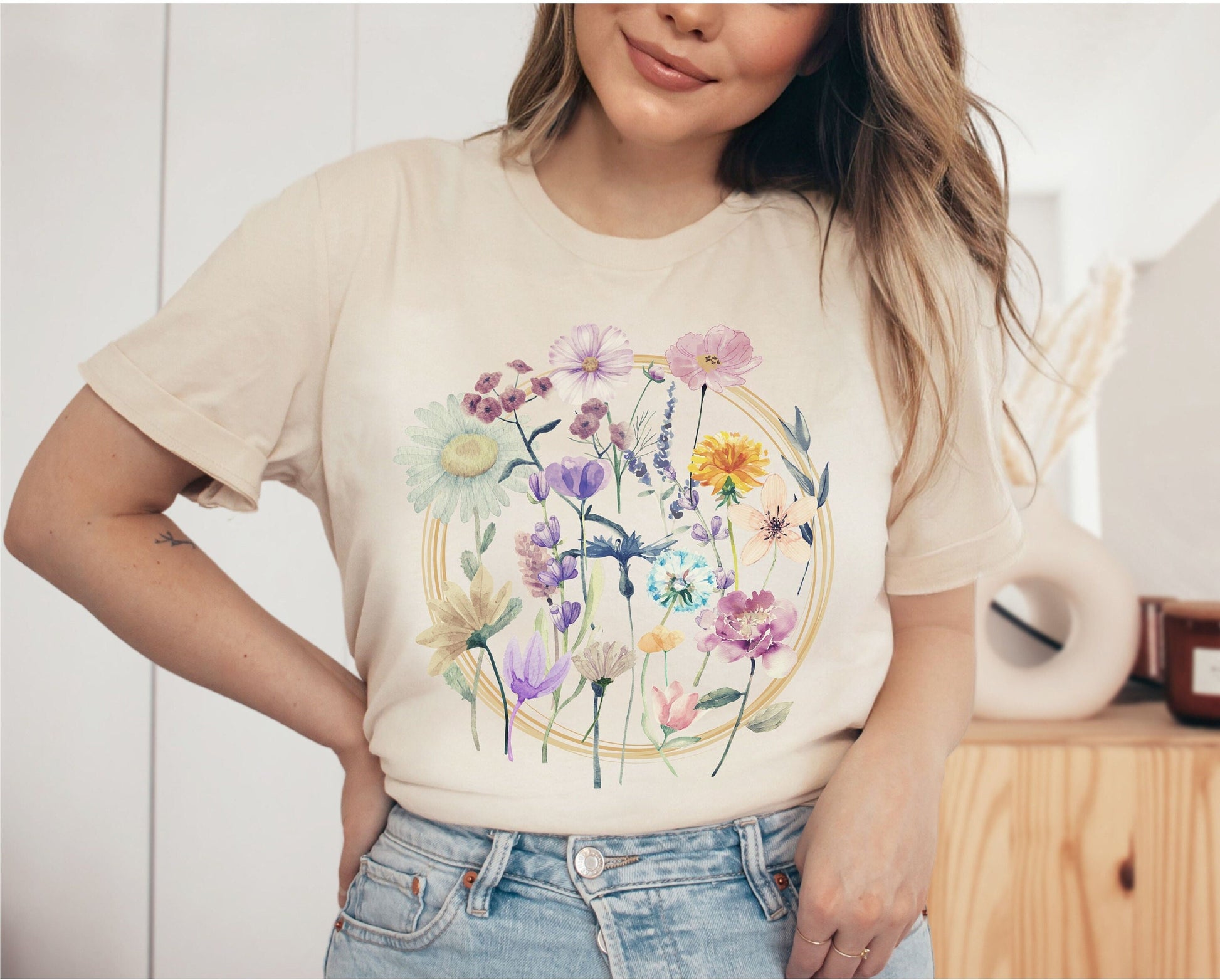 Flower T Shirt, Wildflower T Shirt, Gift For Her, Flowers Press, Flower Teacher Shirt, Pressed Flower tee, Wild Flower Tee, Gift For Woman