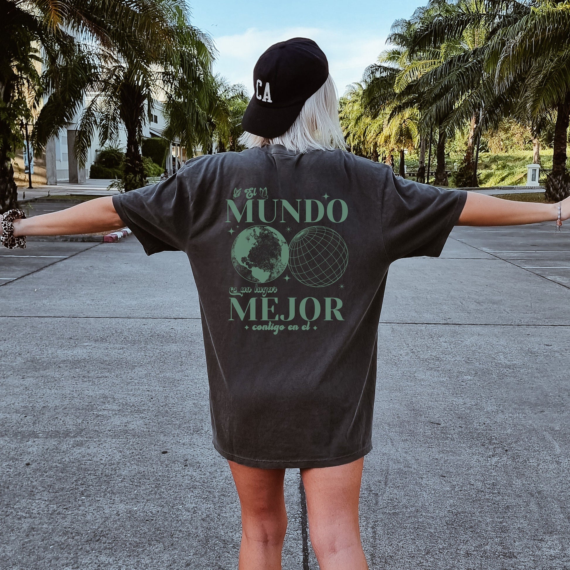 El Mundo Es Un Lugar Mejor Contigo En El, Mental Health Matters, Mental Health Quote T-Shirt, School Psychologists, Counselor Gifts