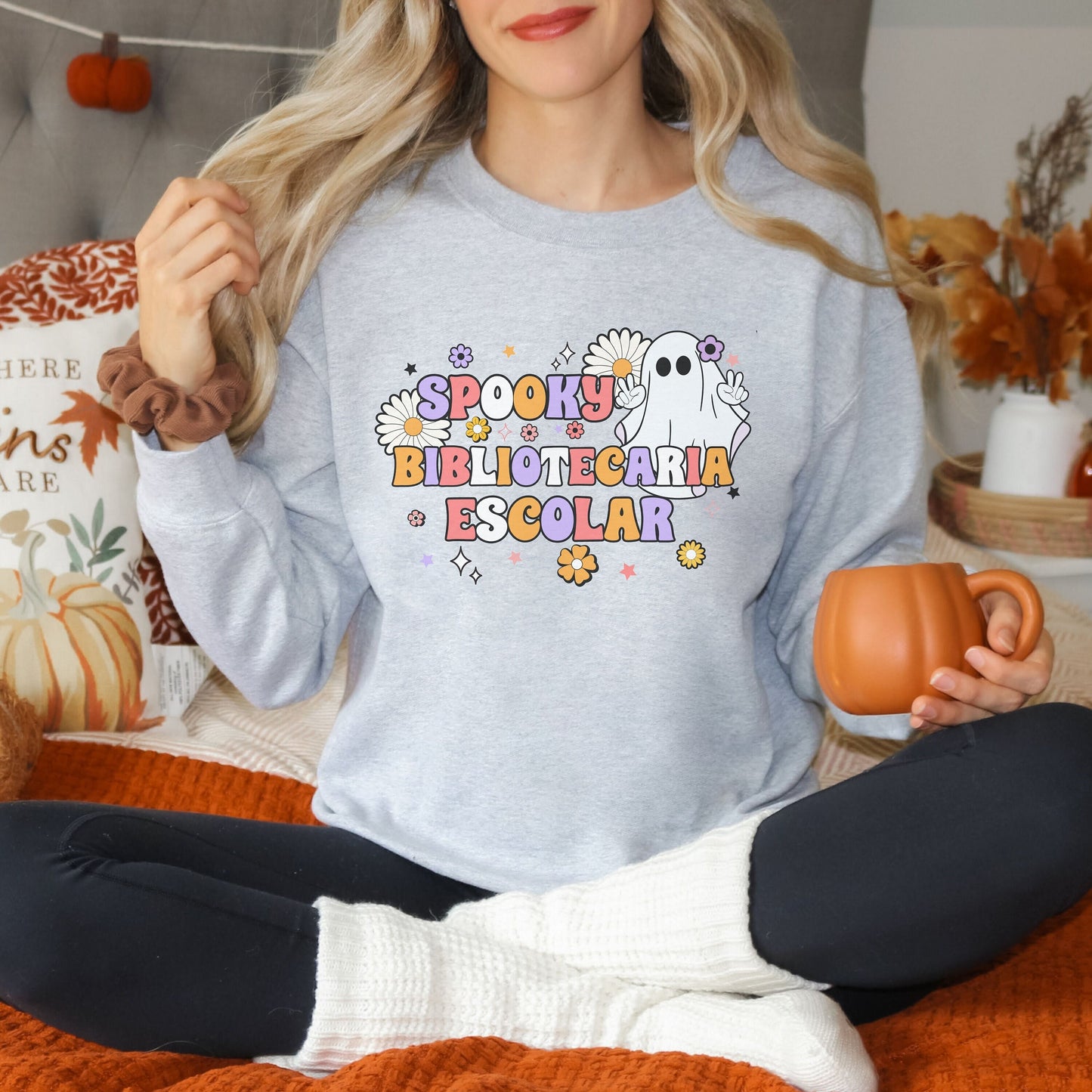 Spooky Bibliotecaria Escolar, Halloween School Librarian, Spooky School Librarian, Halloween School Librarian Sweater, Librarian Sweater