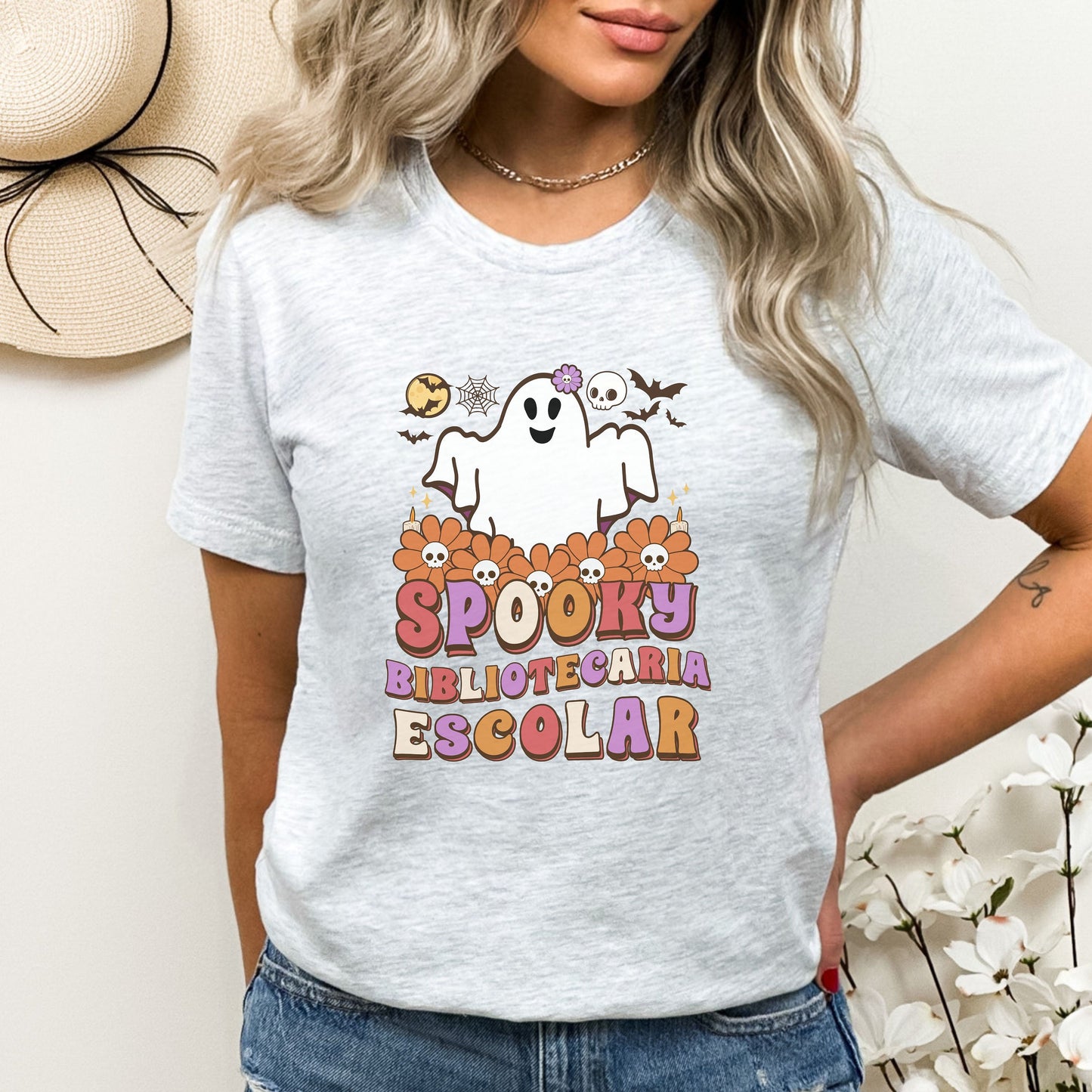 Spooky Bibliotecaria Escolar, Halloween School Librarian, School Librarian Shirt, Spooky School Librarian, Halloween School Librarian Shirt