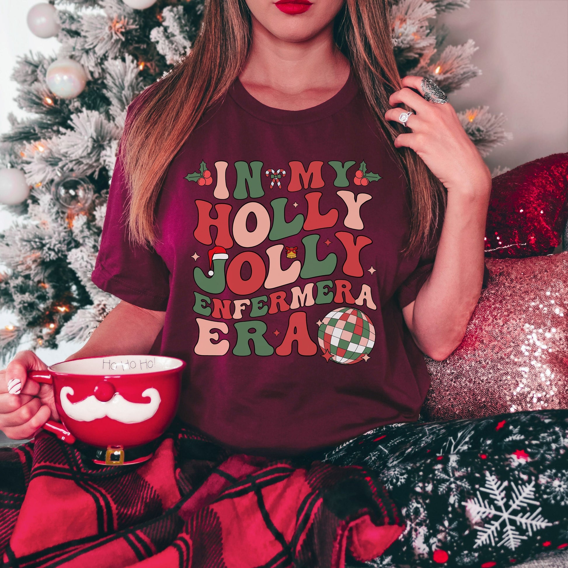 In My My Holly Jolly Enfermera Era, In My Nurse Era, Holly Jolly Nurse Shirt, Mujeres En Medicina, Christmas Nurse Tee, Merry Nurse Shirt