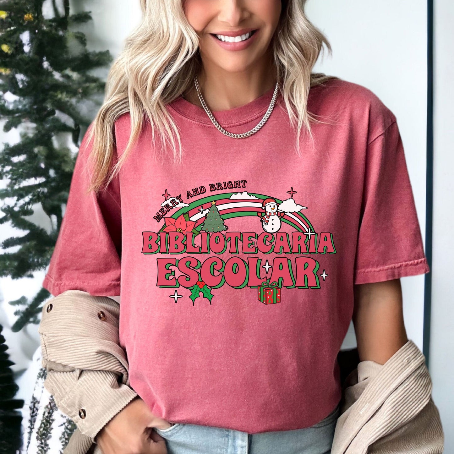 Bibliotecaria Escolar Shirt, In My Librarian Era, Librarian Christmas Shirt, Holly Jolly Librarian, School Librarian TShirt, Merry Librarian