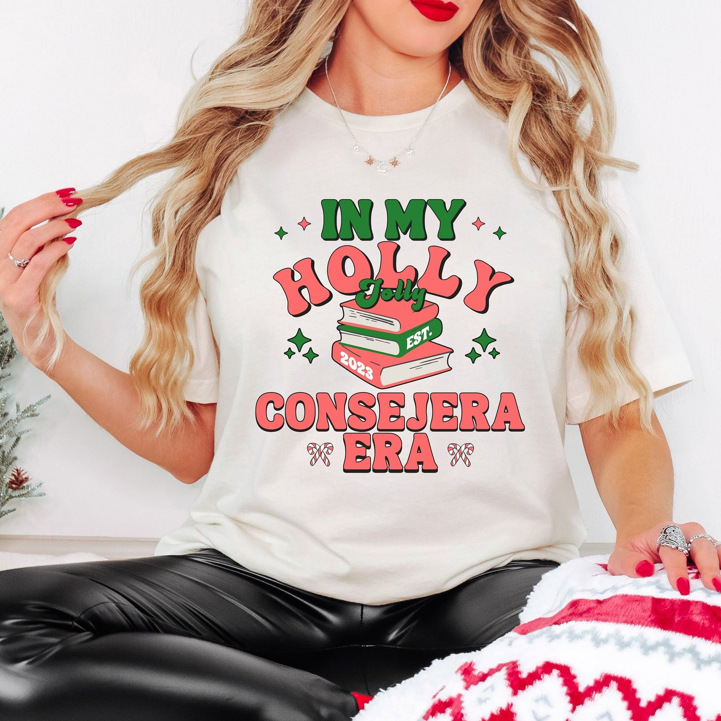 In My Holly Jolly Consejera Era, In My Counselor Era, Counselor Christmas Shirt, Holly Jolly Counselor, Counselor Christmas, Merry Counselor